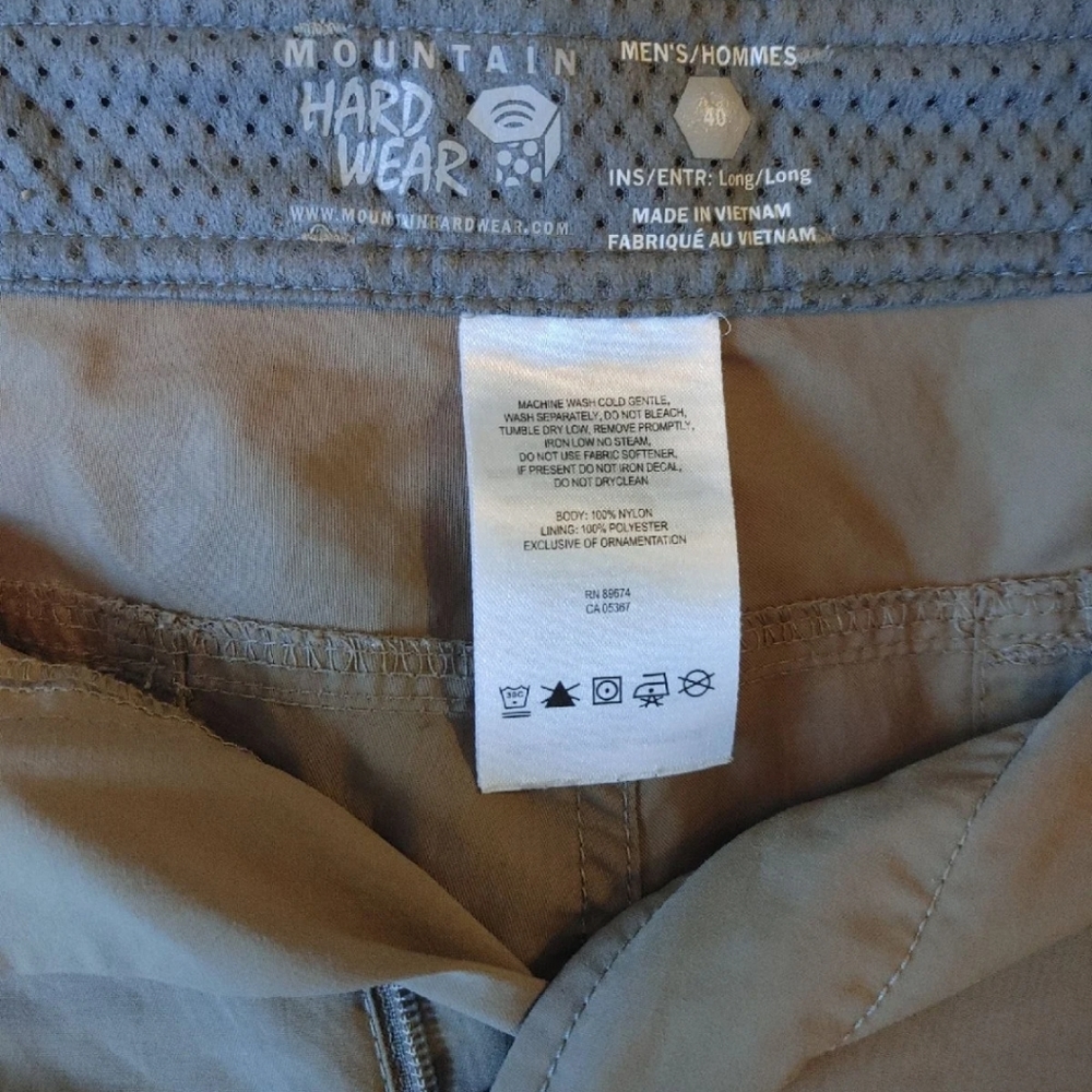 Mountain Hardwear Shorts - Picture 1 of 2